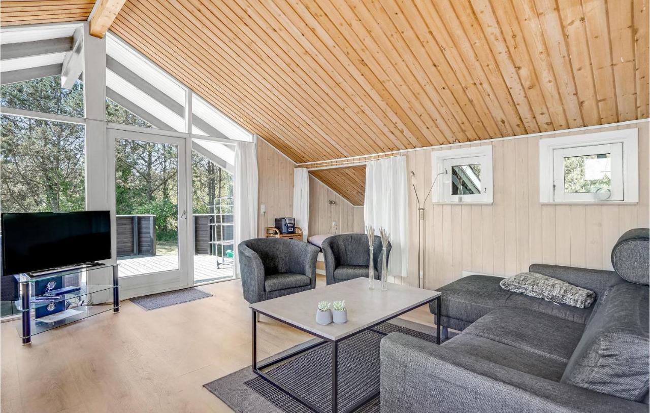 Amazing Home In Blavand With Wifi Екстер'єр фото