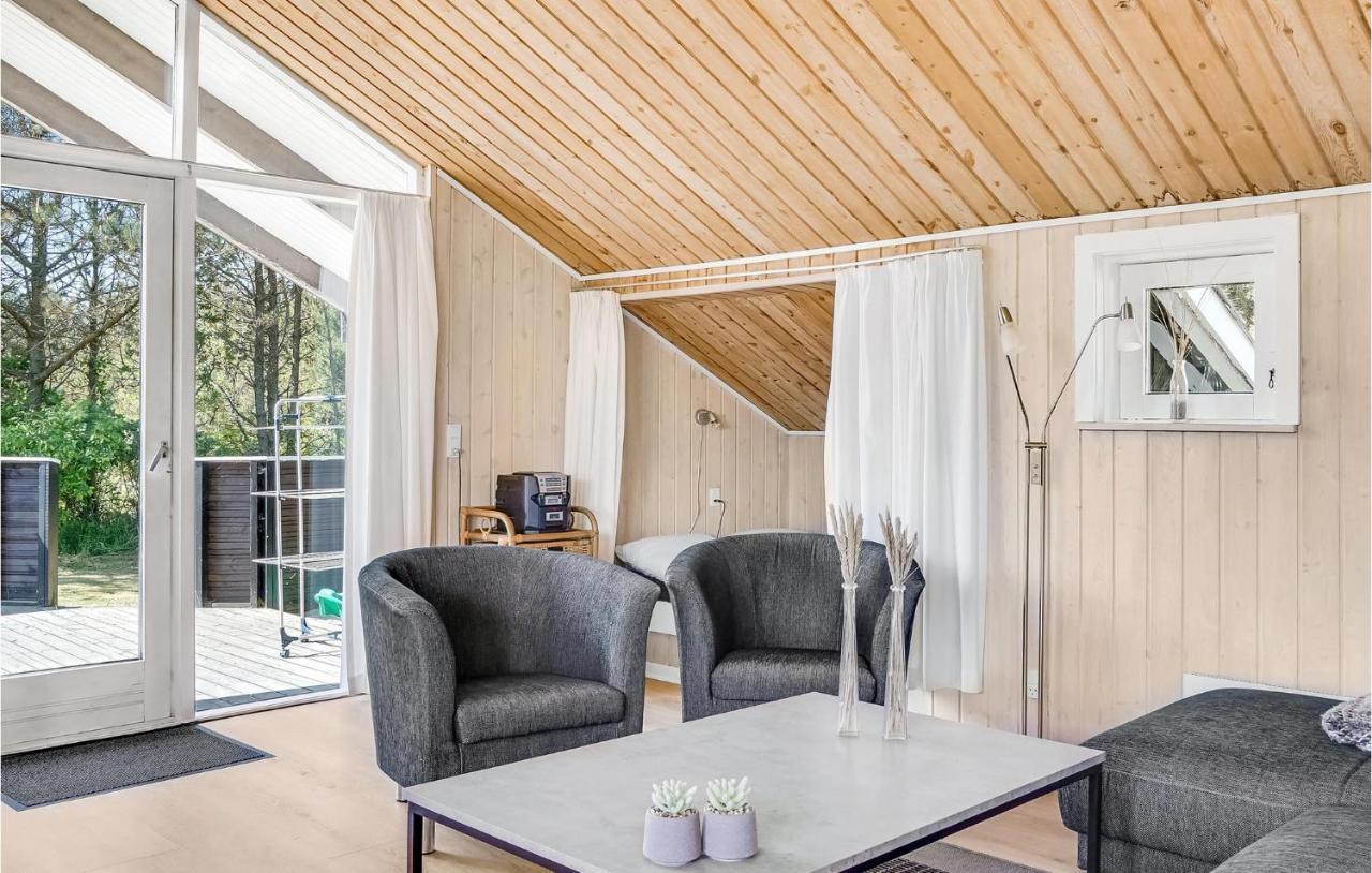 Amazing Home In Blavand With Wifi Екстер'єр фото